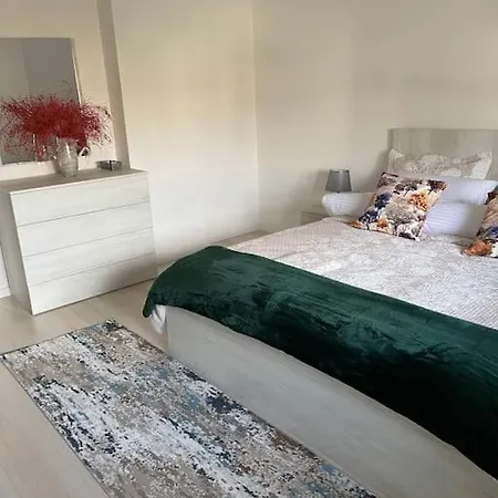 Spacious In Luxury Διαμέρισμα