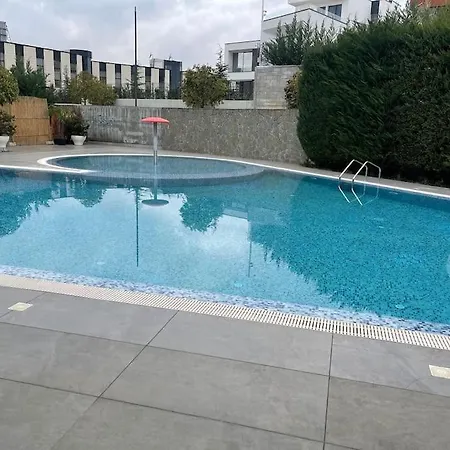 Spacious In Luxury * 地拉那