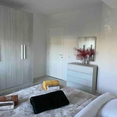 Spacious In Luxury Tiran